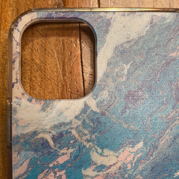 iPhone 11 Pro Max phone case VGUC - Picture 2 of 9